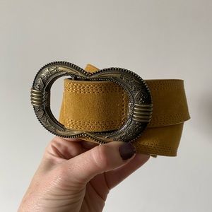 Sezane belt size 90 in color honey